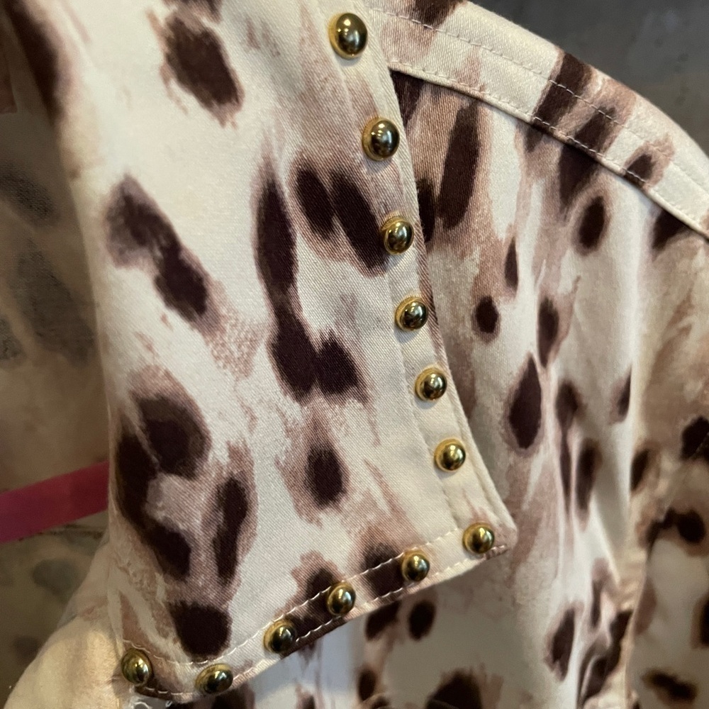 NWOT Chico’s Animal Print Gold Studded Collar Buttons cotton Spandex Jacket L